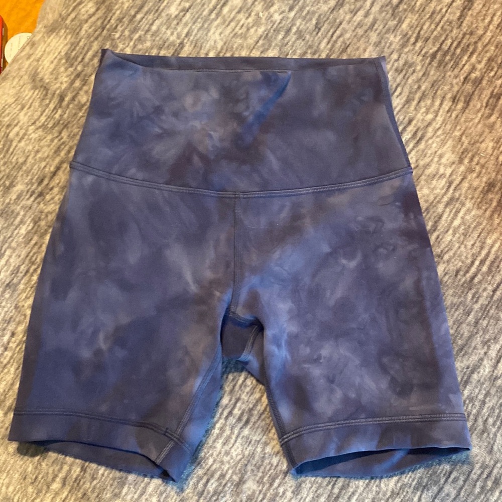 Wunder Train high-rise short 6”